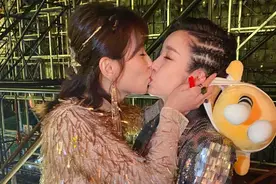 国家一级演员高龄生子七个月，孩子和她全靠刘涛养，“太不好惹”图片