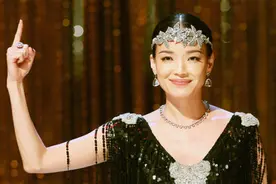 从伦理女主到国民女神，舒淇将脱下的衣服一件件穿了起来图片