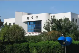 辽宁一所公办大学，招生缺额1633人，47个专业没招满，原因何在？图片