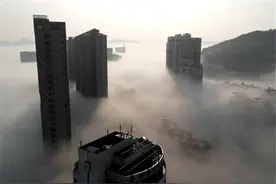 人类曾亲眼目睹的2次海市蜃楼，内容太过诡异，至今找不到原型图片