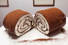 超好吃的巧克力毛巾卷不需要烤箱，平底锅就能完成，次次成功图片