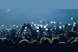 靠这15个技巧，这个抖音号10个月涨了4400W粉图片