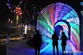 夜已深风渐凉，我还在静静地等着图片