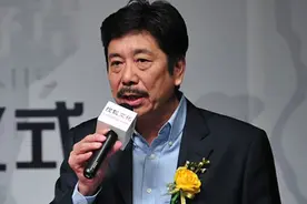 他是鲁迅的长孙，为了爱情"逃"到台湾，以卖爆米花为生图片