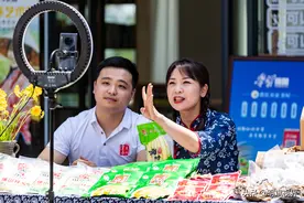 重庆南川：“幺妹”直播火了“乡村货”图片