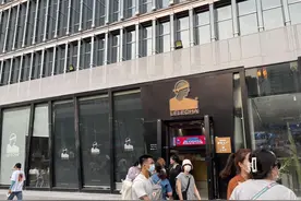 突发！靠“脏脏包”走红，如今却接连倒闭，你上次喝这家奶茶是什么时候？图片