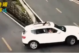 一组动图警示你：血淋淋的教训！不要让孩子把头伸出车窗之外图片