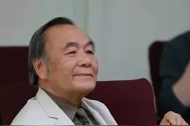 北京81岁老人获重大表彰，作品被翻译成9国语言，远销全球6大洲！图片