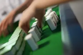 你家里的电视机，正在悄悄“损害”老人的健康，家有老人一定要看图片