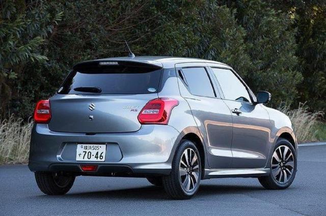 全新一代铃木雨燕运动版曝光！5万起配1.4T+6AT，还看啥本田飞度