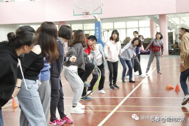 运动会通讯稿范文 运动会通讯稿范文300字(图16) 运动会通讯稿范文 运动会通讯稿范文300字(图16)
