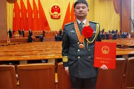 大同王军：把致富路铺到村民家门口图片