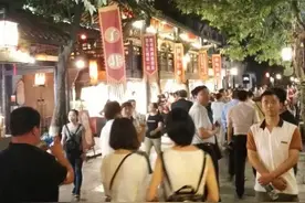 白天不懂 宽窄巷的夜图片