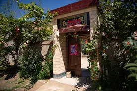 农村俗语“一家若做两门出，鳏寡夫妻时常出”，啥意思，在理吗？图片