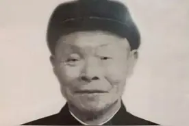 红色大厨为毛主席服务11年，47年偷回延安，引毛主席先生气后叹气图片