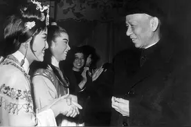 1961年刘少奇工作老照片，刘少奇在农村调查，视察大庆油田图片