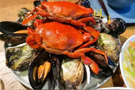 周末去象山石浦，海边度假村三人的海鲜大餐350元，你看还行吗？图片