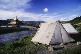 为何西藏的白色帐篷不能乱闯，导游：乱闯者后果很严重图片