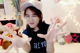 王小源转账记录曝光，YY一姐文儿真实身份，并非网传的“桑文文”图片