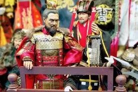 内蒙小伙改造三国人偶，一个卖上万，征服日韩三国迷图片
