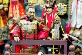 内蒙小伙改造三国人偶，一个卖上万，征服日韩三国迷图片