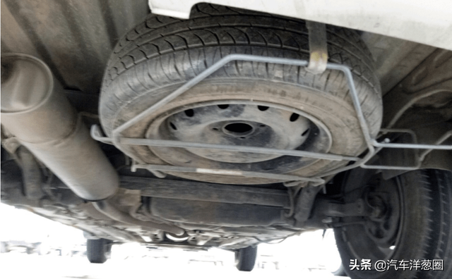 不给备胎到底算不算减配？又真的合适吗？看完你就知道了