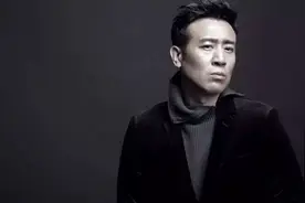 于和伟与老婆宋林静近照，两人结婚28年无绯闻图片