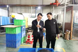 岳阳县荣家湾镇：打造“服务型乡镇”，添彩高质量发展图片