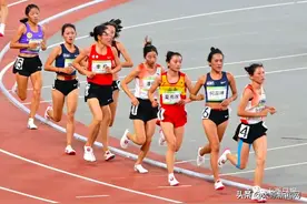 焦点之战！全运会田径10000米决赛 山西省名将夏雨雨斩获银牌图片
