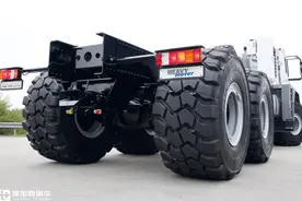 轮胎一人高，最大牵引250吨？带您见识昙花一现的Paul巨无霸卡车图片