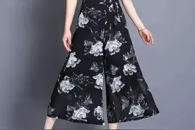 最近很火的一条裤子：叫“绵纺裤”，比真丝舒服，比阔腿裤显瘦图片