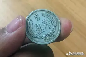 提个醒：国徽硬币别小瞧，有的一枚翻了13000倍图片
