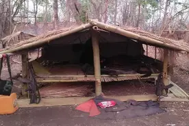 缅北16岁女孩拒绝民武士兵表白，回家路上遭性侵图片