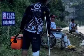 钓鱼人的崩溃只在一瞬间，这4个悲惨经历，体会过的人才懂图片