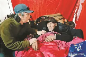 达州95岁抗战老兵摔伤左腿做CT发现，有颗弹头在他体内“藏”了76年图片