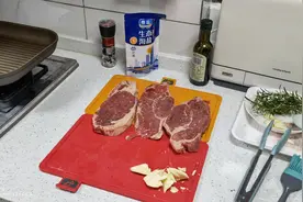 老赵的美食日记～澳洲谷饲西冷牛排图片