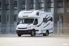 比别家便宜20多万！这家最新款自动挡双拓展房车什么来头？图片