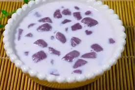 花青素是蓝莓8倍，2块钱做一锅，钙是骨头汤10倍，宝宝超爱吃图片