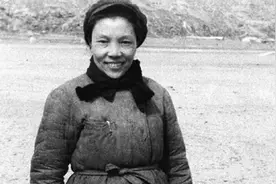 1981年王首道见到失散46年的妻子：我以为你牺牲了，才重新成了家图片