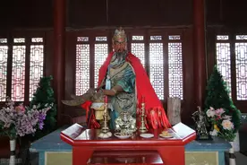 中华民俗文化之中坚信仰：关帝图片