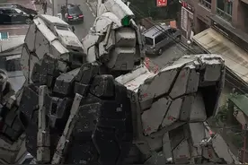 旧化涂装PG独角兽高达模型图片