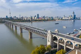 春节放假期间，长江大桥和江汉一桥不分单双号图片