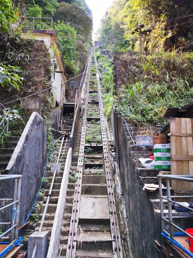 只有10%广东人才知道的粤北“云海天池红叶”，让人一眼沦陷