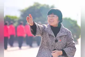 致敬楷模！十位全国脱贫攻坚楷模今日接受隆重表彰图片