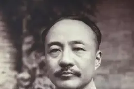 他见好友妻子太漂亮，杀人夺妻，生下10个孩子，死后还享受国葬！图片