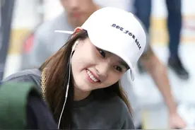 宋祖儿的元气穿搭，时尚又充满少女感图片
