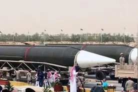 1987年，美国浏览中国基地照片，一群“大胡子”暴露中沙秘密交易图片