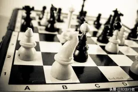 逆向思维：根据客观条件，灵活多变，实事求是的思维模式图片
