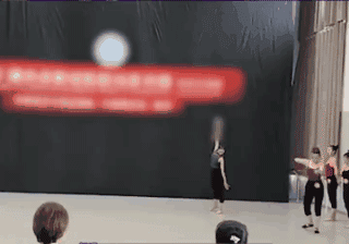 开心一刻｜一个人容易想太多，想太多容易一个人