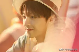 陈立农今晚 #草莓音乐节#首唱《夏日滋味》，怦然心动舞台约定你图片